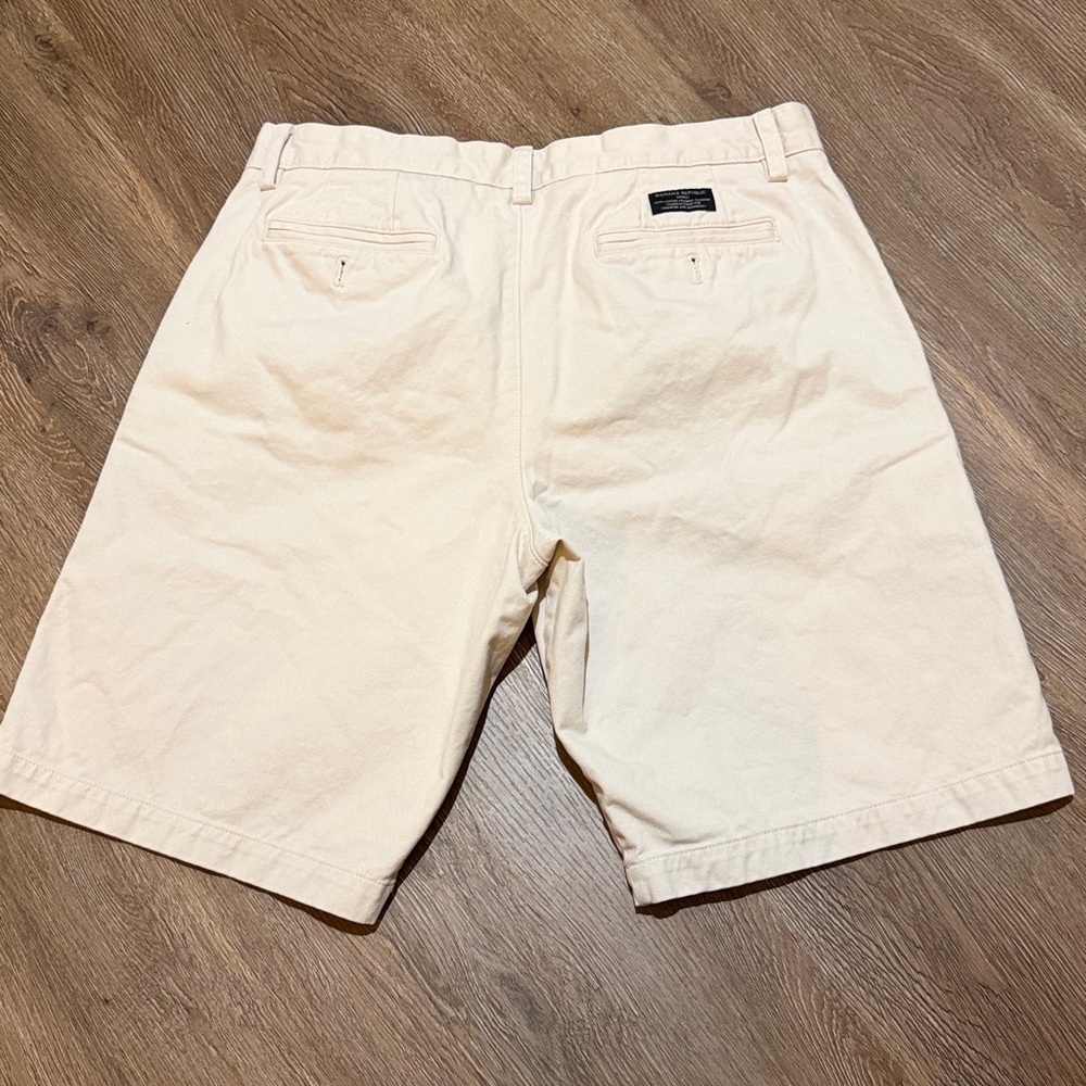 Banana Republic Cotton Classic Fit Chino Shorts - Picture 5 of 7